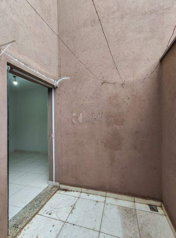 Kitnet para aluguel no bairro Jardim Cidade Universitária I: Área de serviço