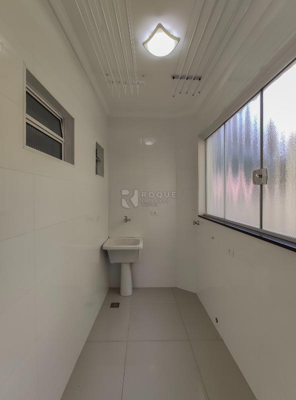 Apartamento para aluguel no bairro Cidade Jardim: Área de serviço 