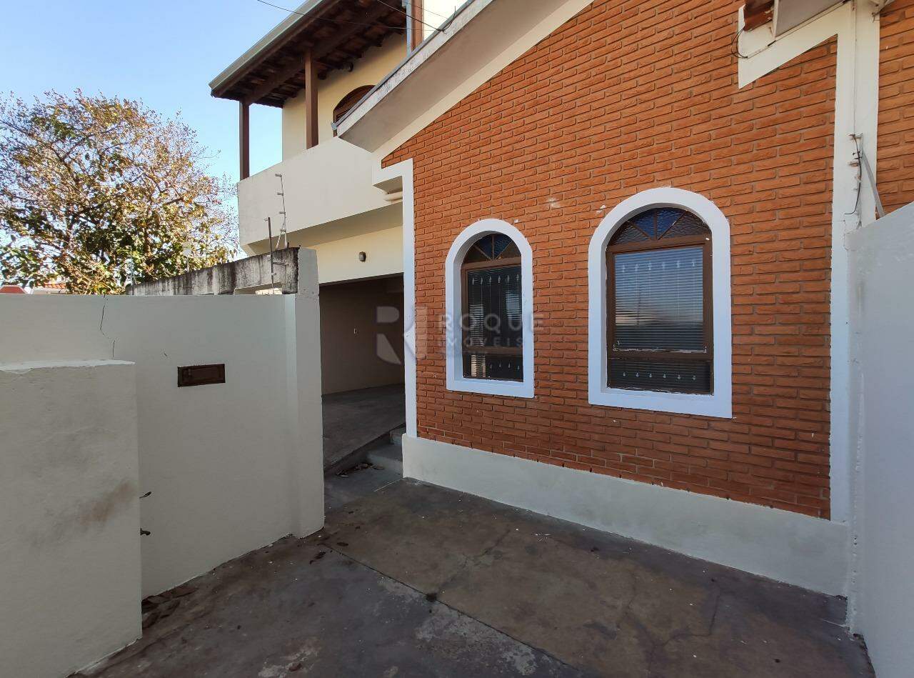 Casa Residencial para aluguel no bairro Vila Santa Lucia: Frente 