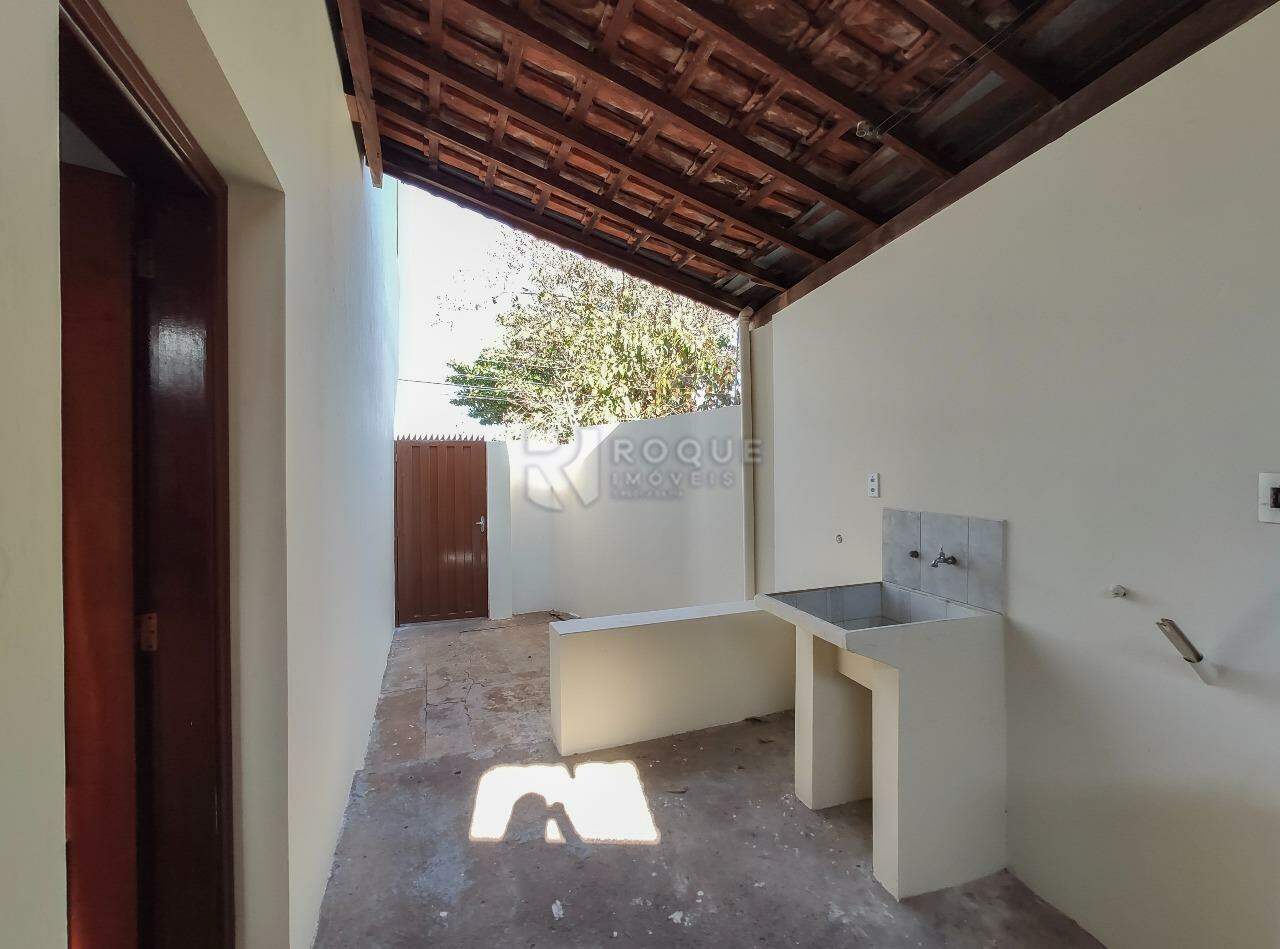Casa Residencial para aluguel no bairro Vila Santa Lucia: Área de serviço 1