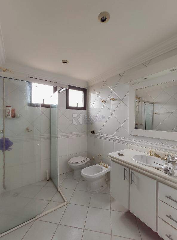 Apartamento para aluguel no bairro Centro: WC social