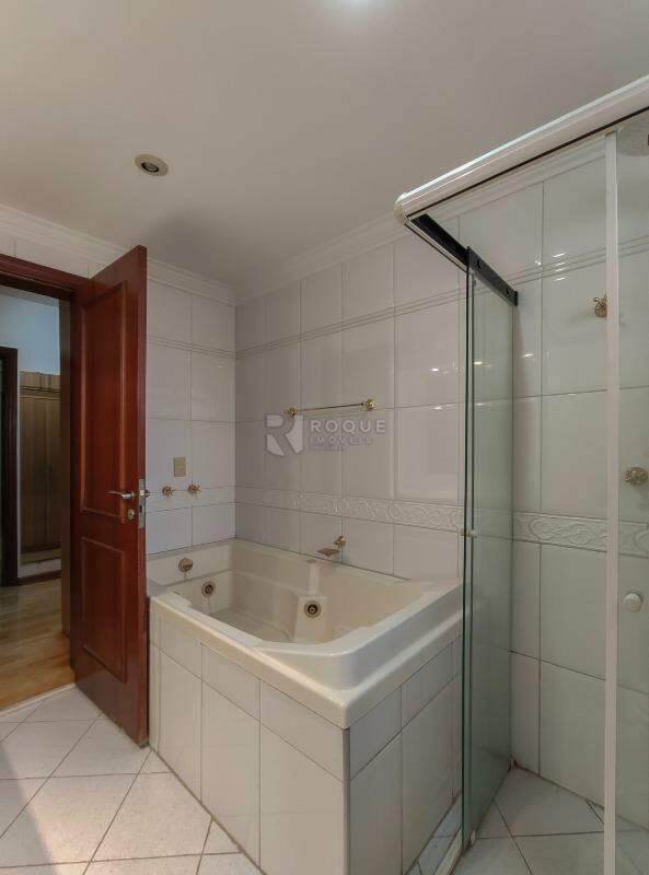 Apartamento para aluguel no bairro Centro: WC suíte