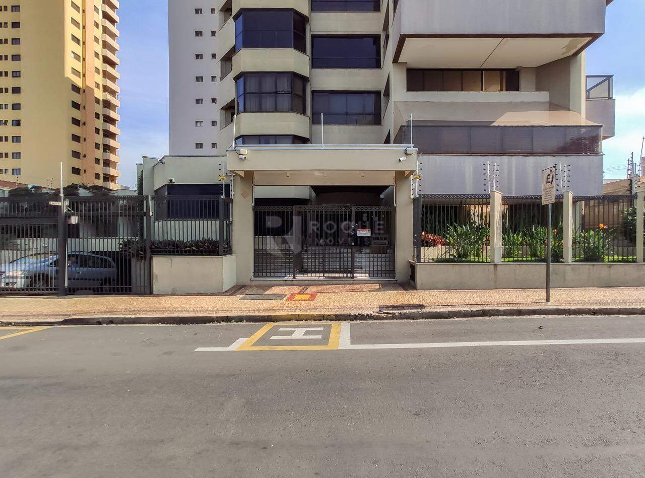 Apartamento para aluguel no bairro Centro: Fachada 