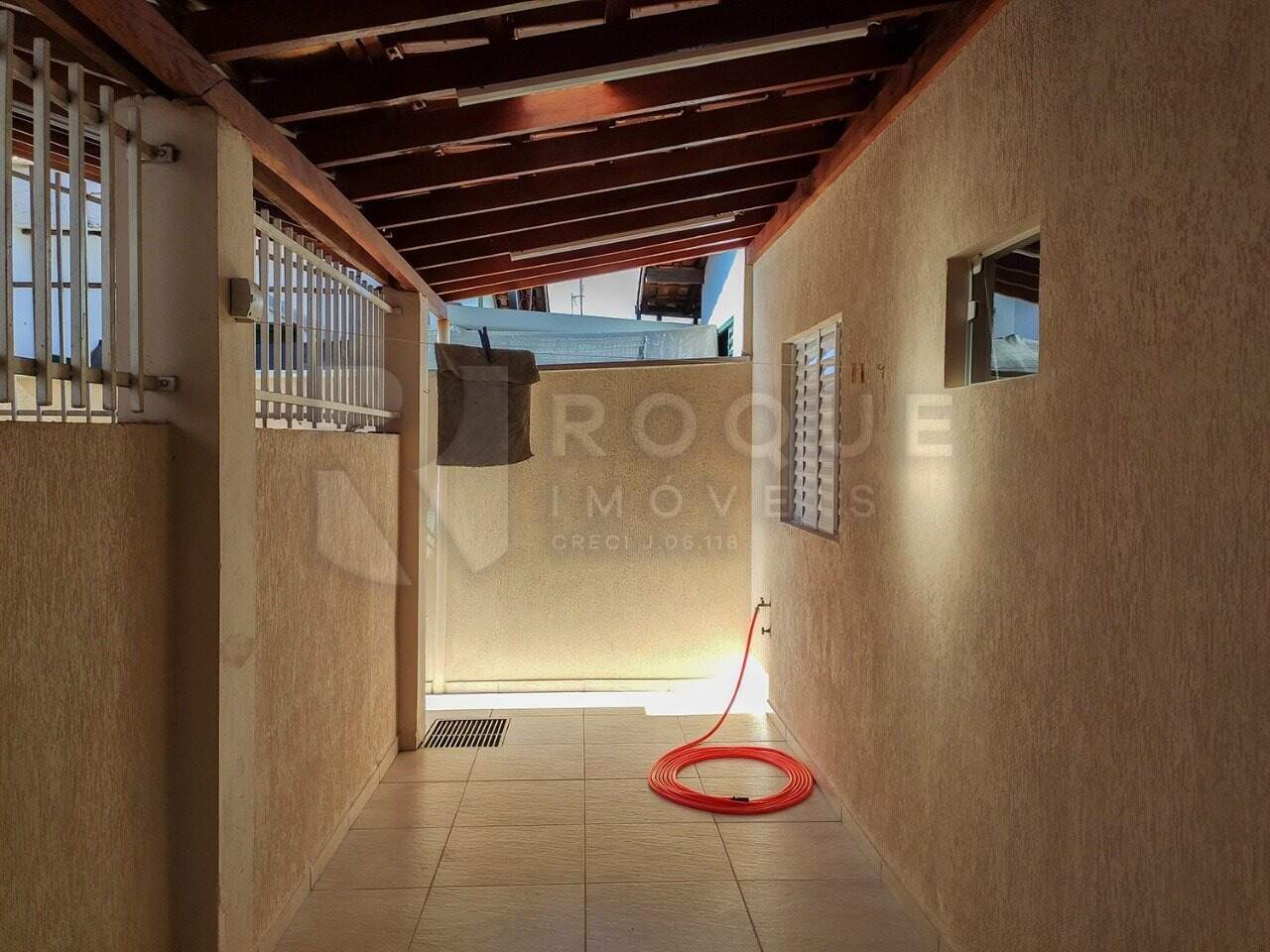 Casa Residencial para aluguel no bairro Jardim Morro Azul: Área de serviço
