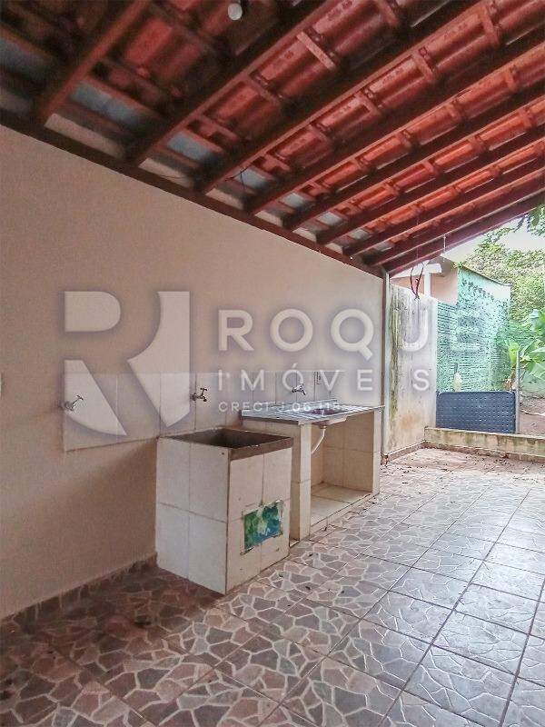 Casa Residencial para aluguel no bairro Jardim Nossa Senhora do Amparo: Área de serviço 