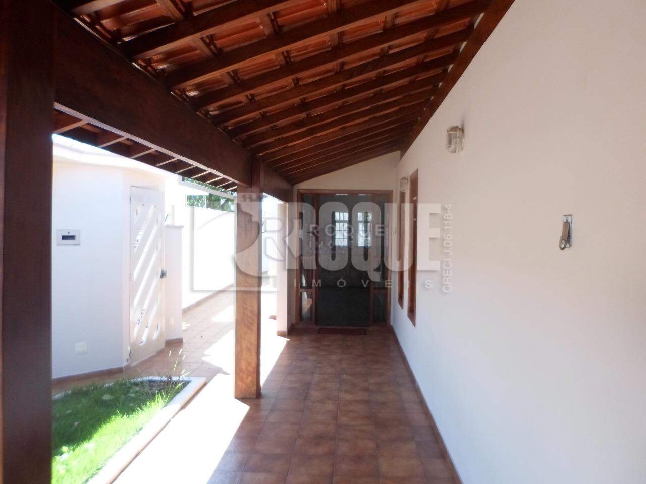 Casa em condomínio para aluguel no bairro Parque Egisto Ragazzo: Varanda