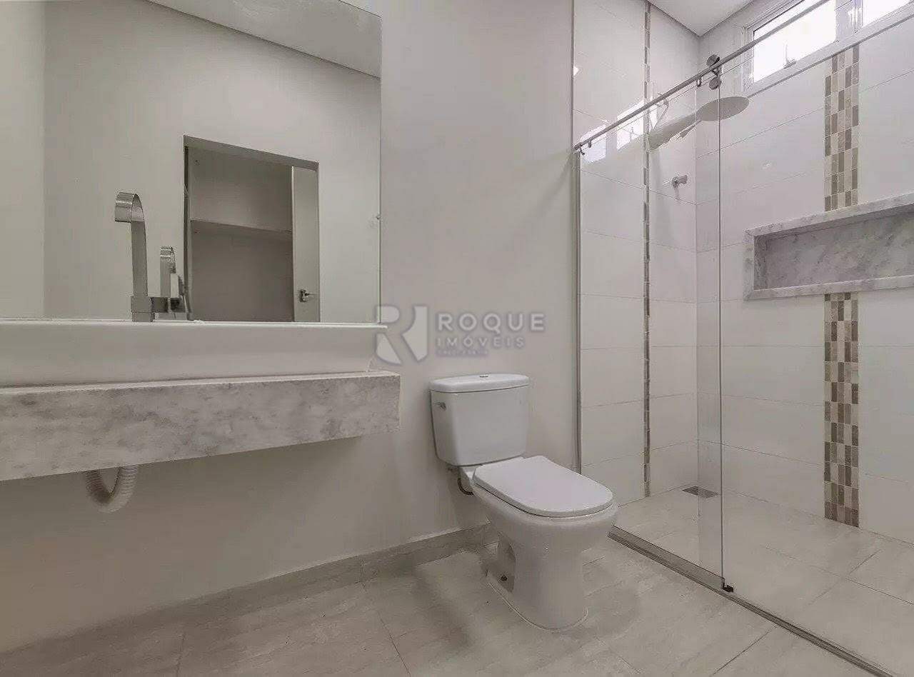 Casa em condomínio para aluguel no bairro Terras de São Bento II: Wc suíte