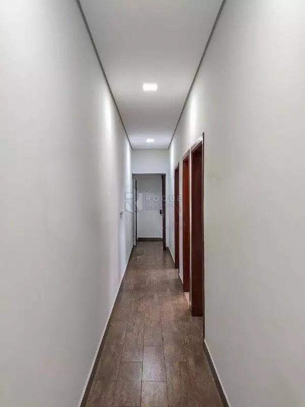 Casa em condomínio para aluguel no bairro Terras de São Bento II: Hall