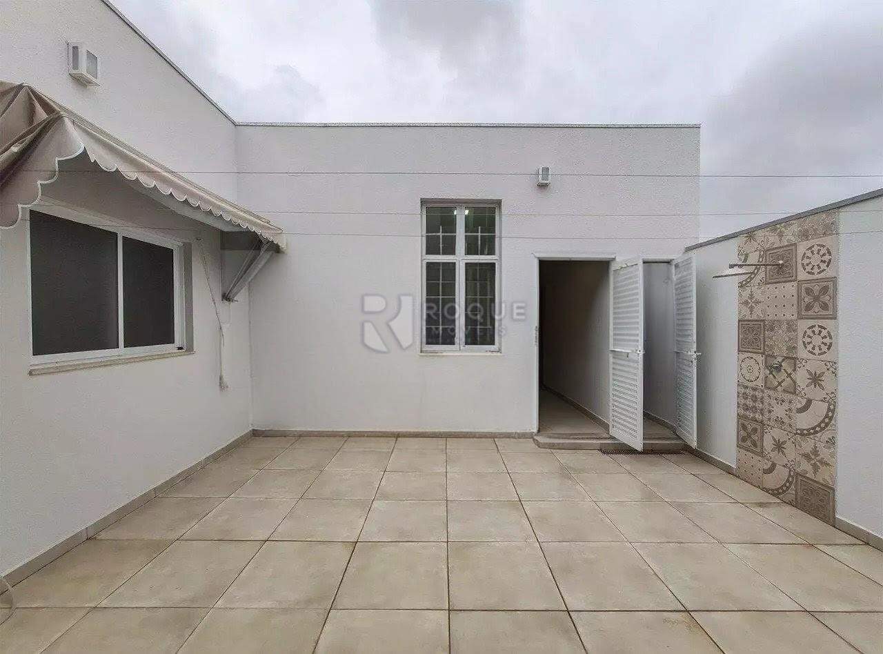 Casa em condomínio para aluguel no bairro Terras de São Bento II: Área externa