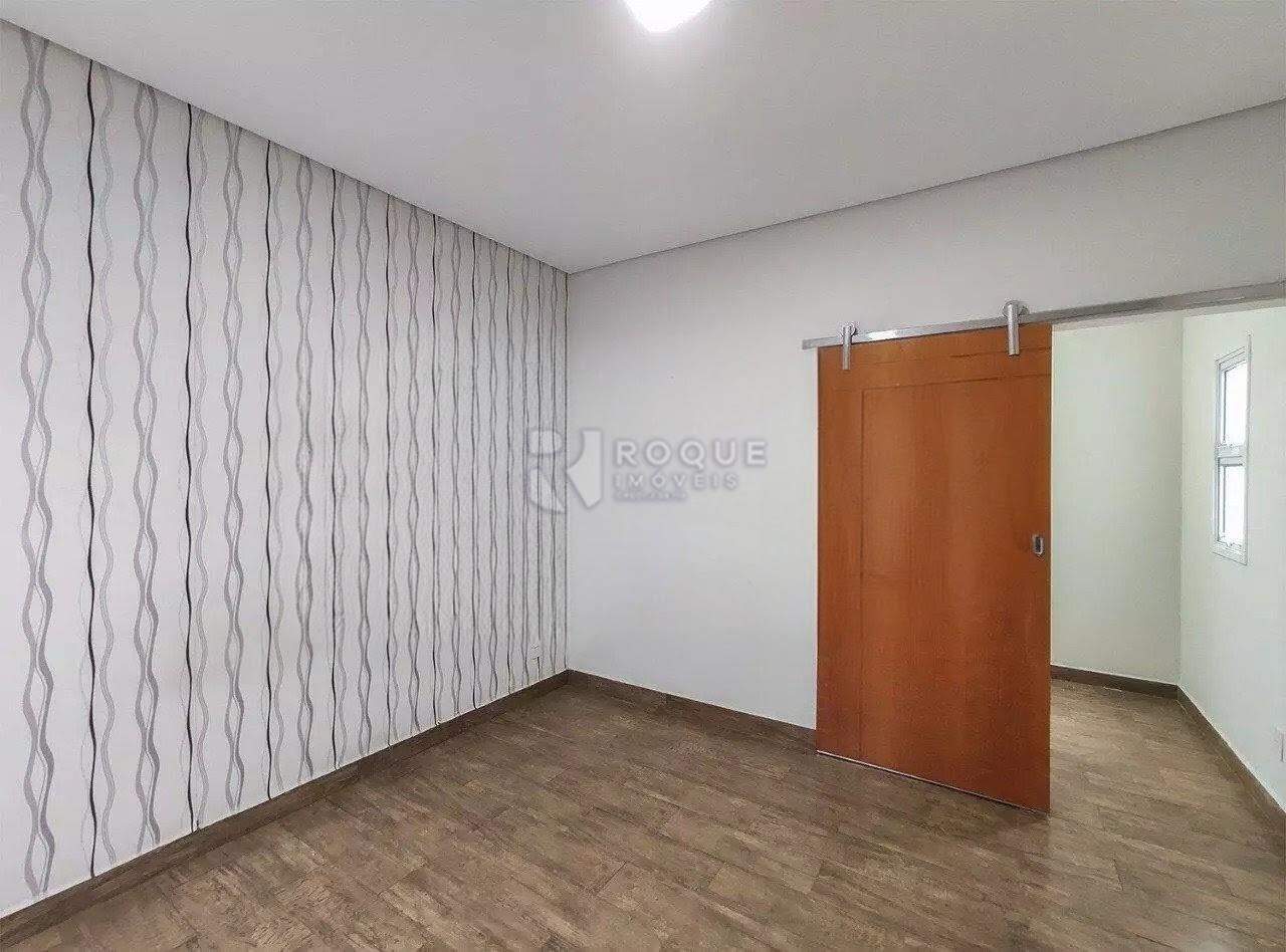 Casa em condomínio para aluguel no bairro Terras de São Bento II: Dormitório 03 suíte