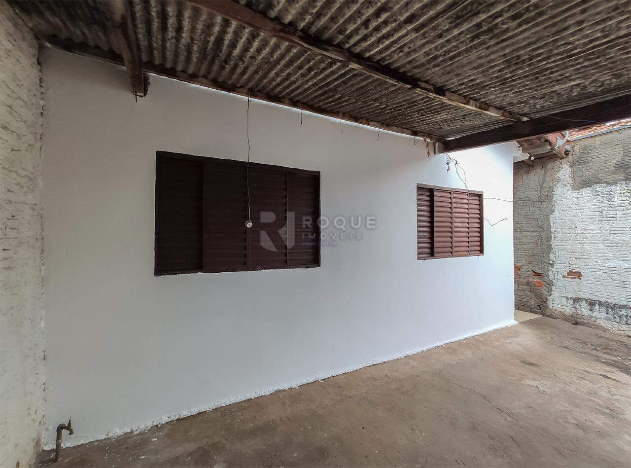 Casa Residencial para aluguel no bairro Jardim da Graminha: Garagem 