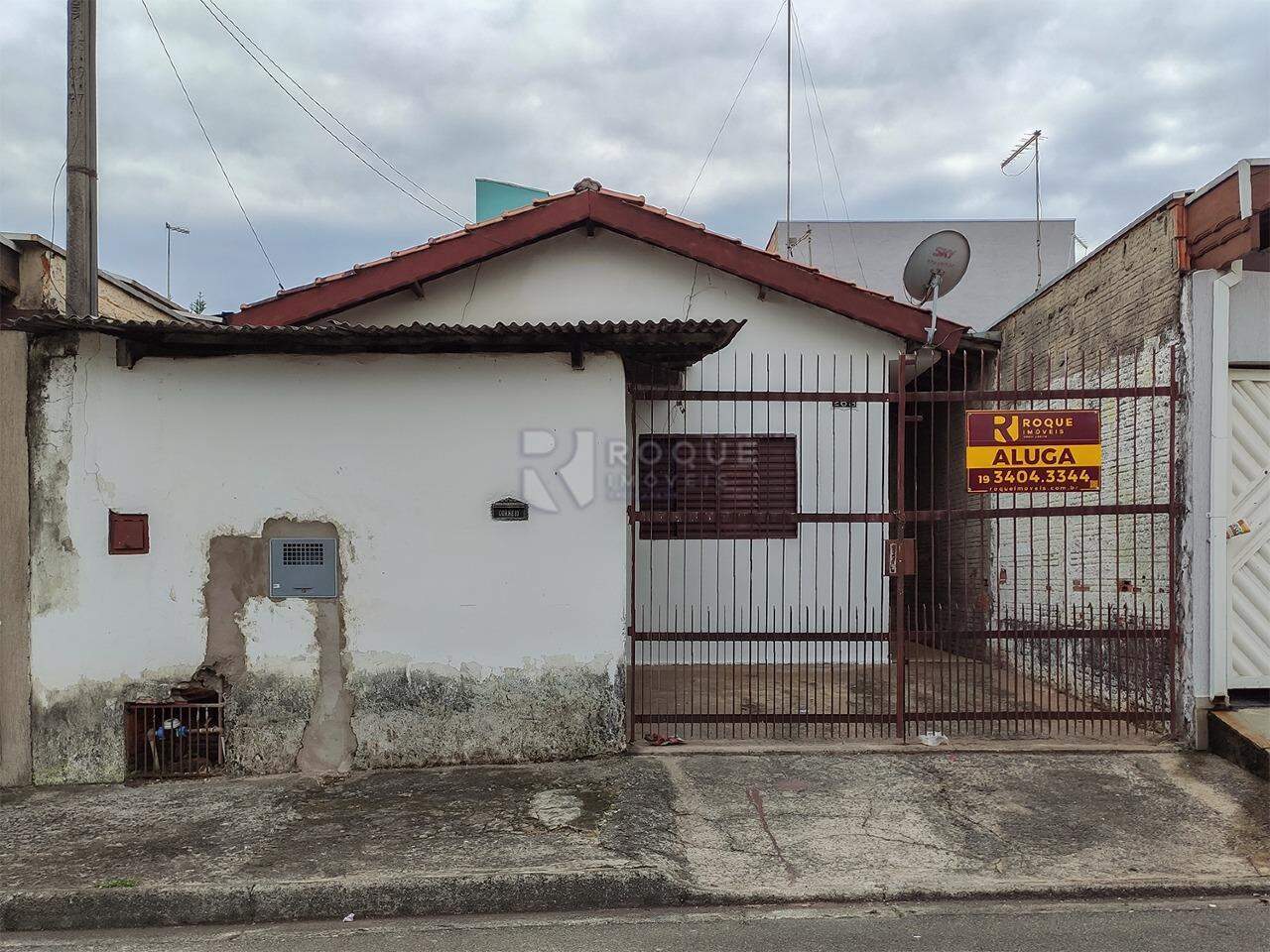 Casa Residencial para aluguel no bairro Jardim da Graminha: Fachada 