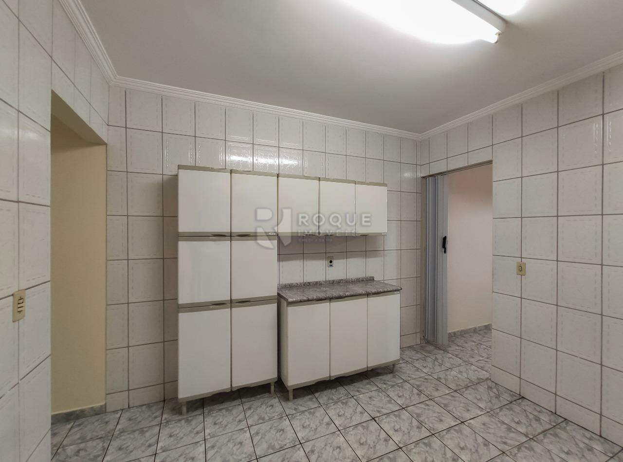 Casa Residencial para aluguel no bairro Jardim Nova Europa: Cozinha 