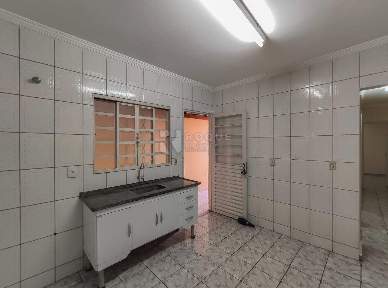 Casa Residencial para aluguel no bairro Jardim Nova Europa: Cozinha 