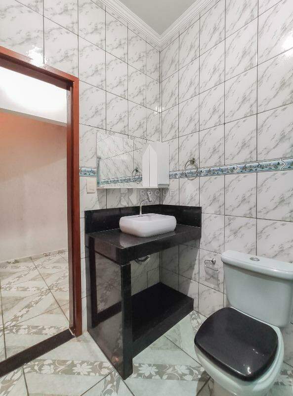 Casa Residencial para aluguel no bairro Residencial Las Palmas: WC social