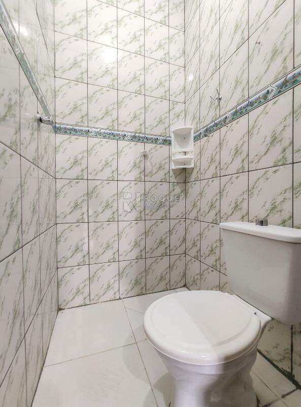 Casa Residencial para aluguel no bairro Residencial Las Palmas: WC fundo