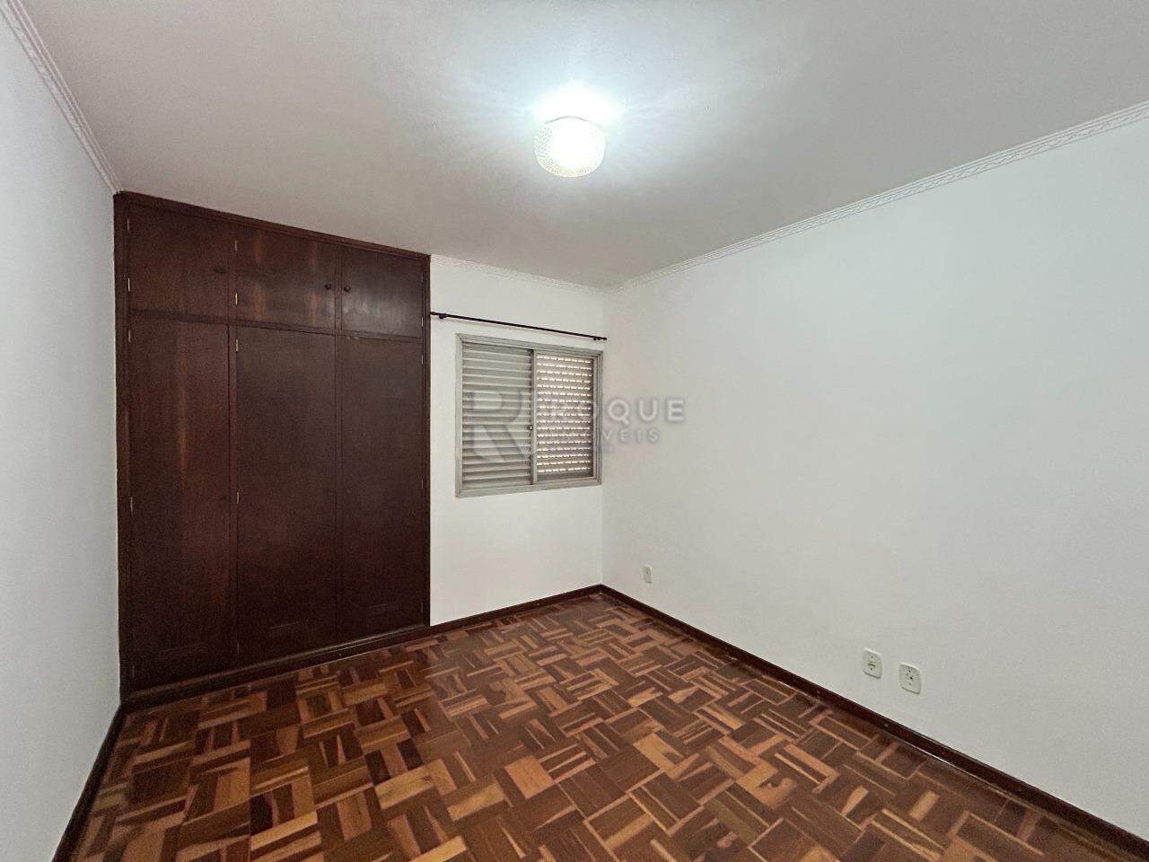 Apartamento para aluguel no bairro Centro: Dormitório 3 suíte 