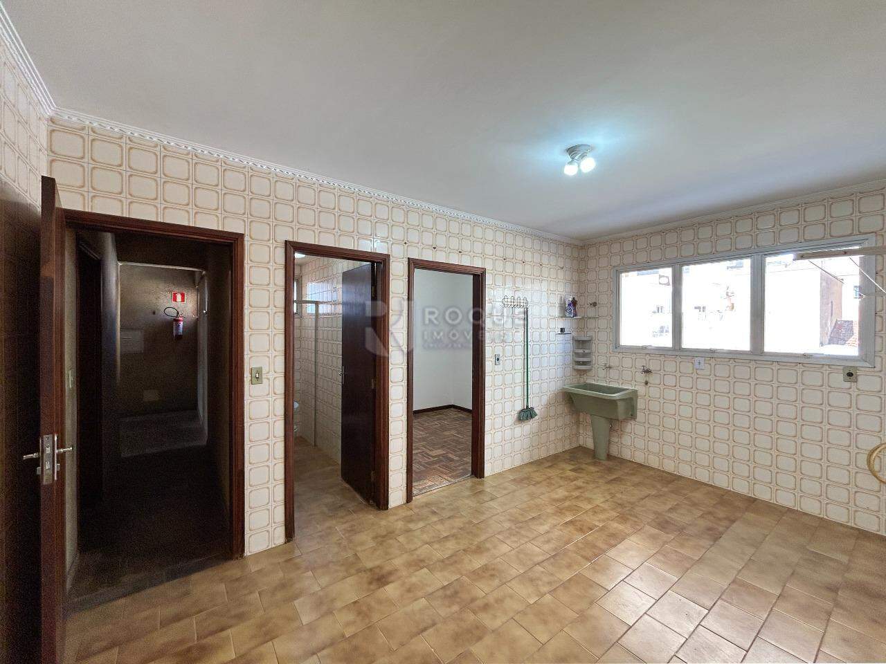 Apartamento para aluguel no bairro Centro: Área de serviço 