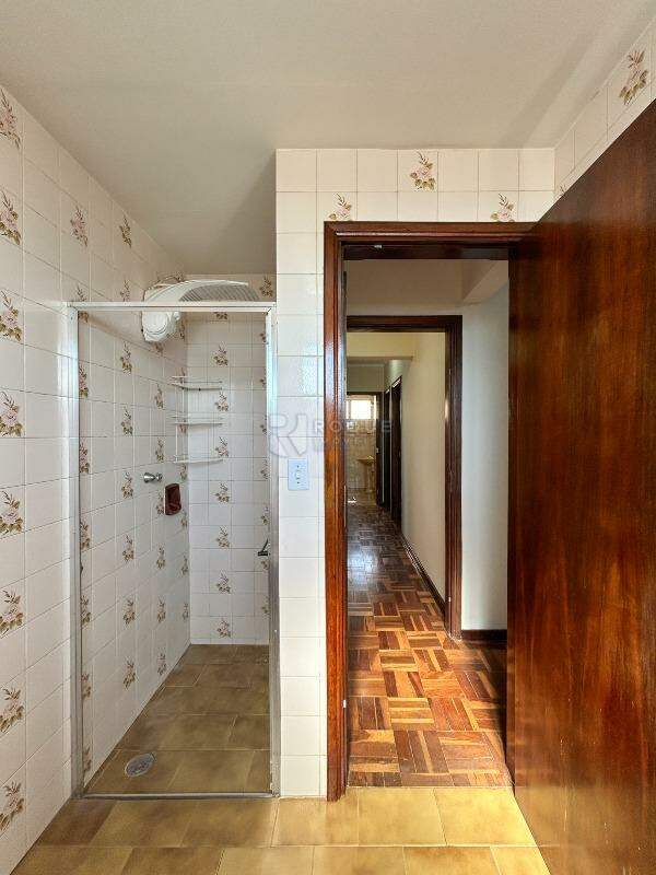 Apartamento para aluguel no bairro Centro: WC suíte 