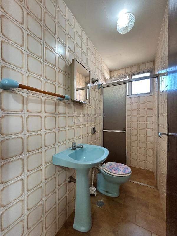 Apartamento para aluguel no bairro Centro: WC fundo 