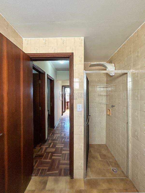 Apartamento para aluguel no bairro Centro: WC social 1