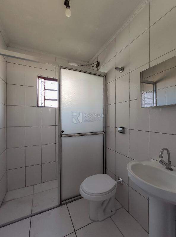 Casa Residencial para aluguel no bairro Parque Residencial Anavec: WC 