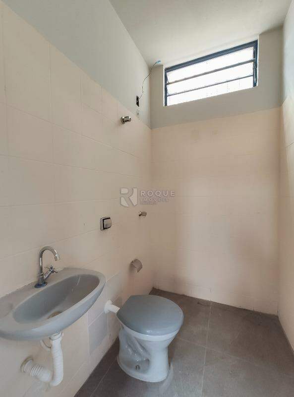 Barracão/Galpão para aluguel no bairro Jardim Glória: WC social 2