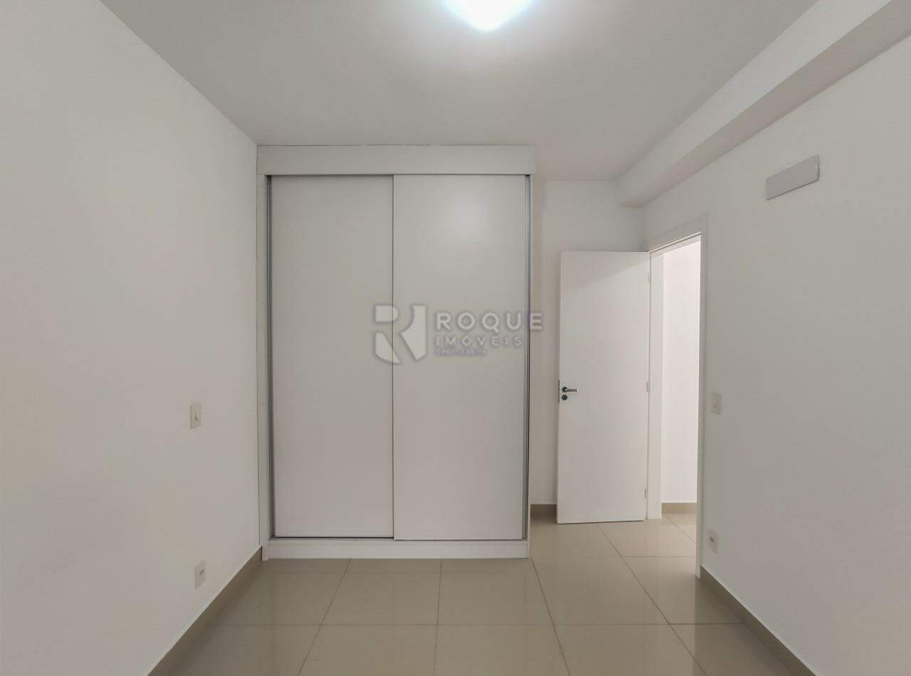 Apartamento para aluguel no bairro Jardim Santo André: Dormitório 2 suíte
