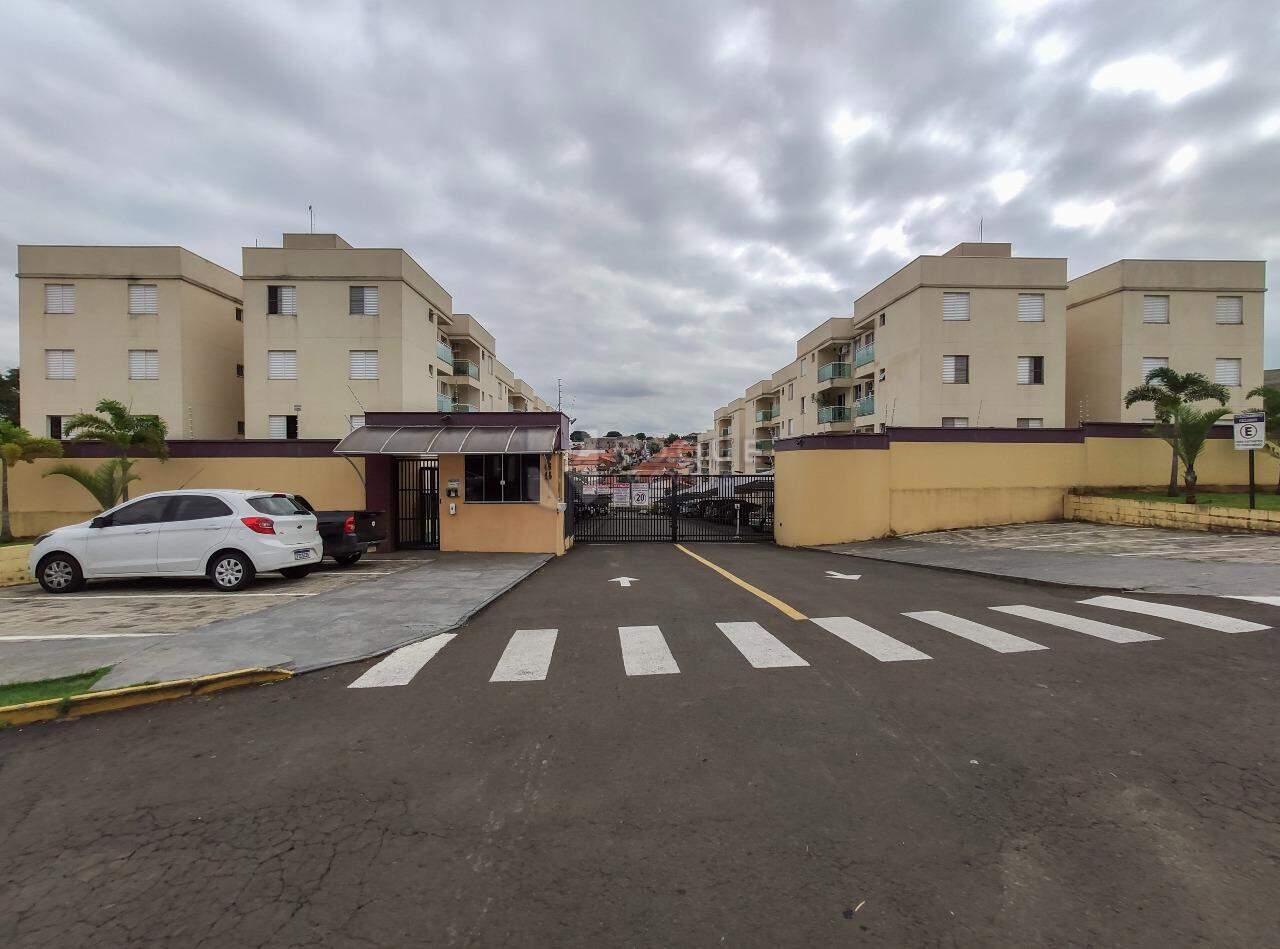 Apartamento para aluguel no bairro Vila Camargo: Fachada 