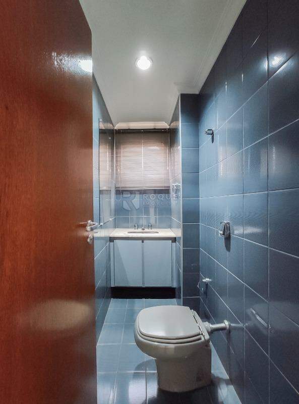 Apartamento para aluguel no bairro Centro: Lavabo