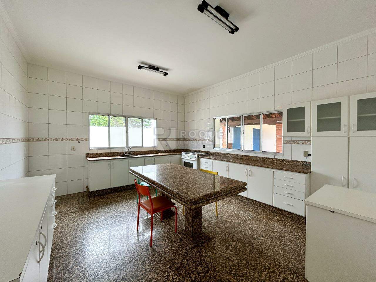 Casa Comercial para aluguel no bairro Jardim Paulista: Cozinha