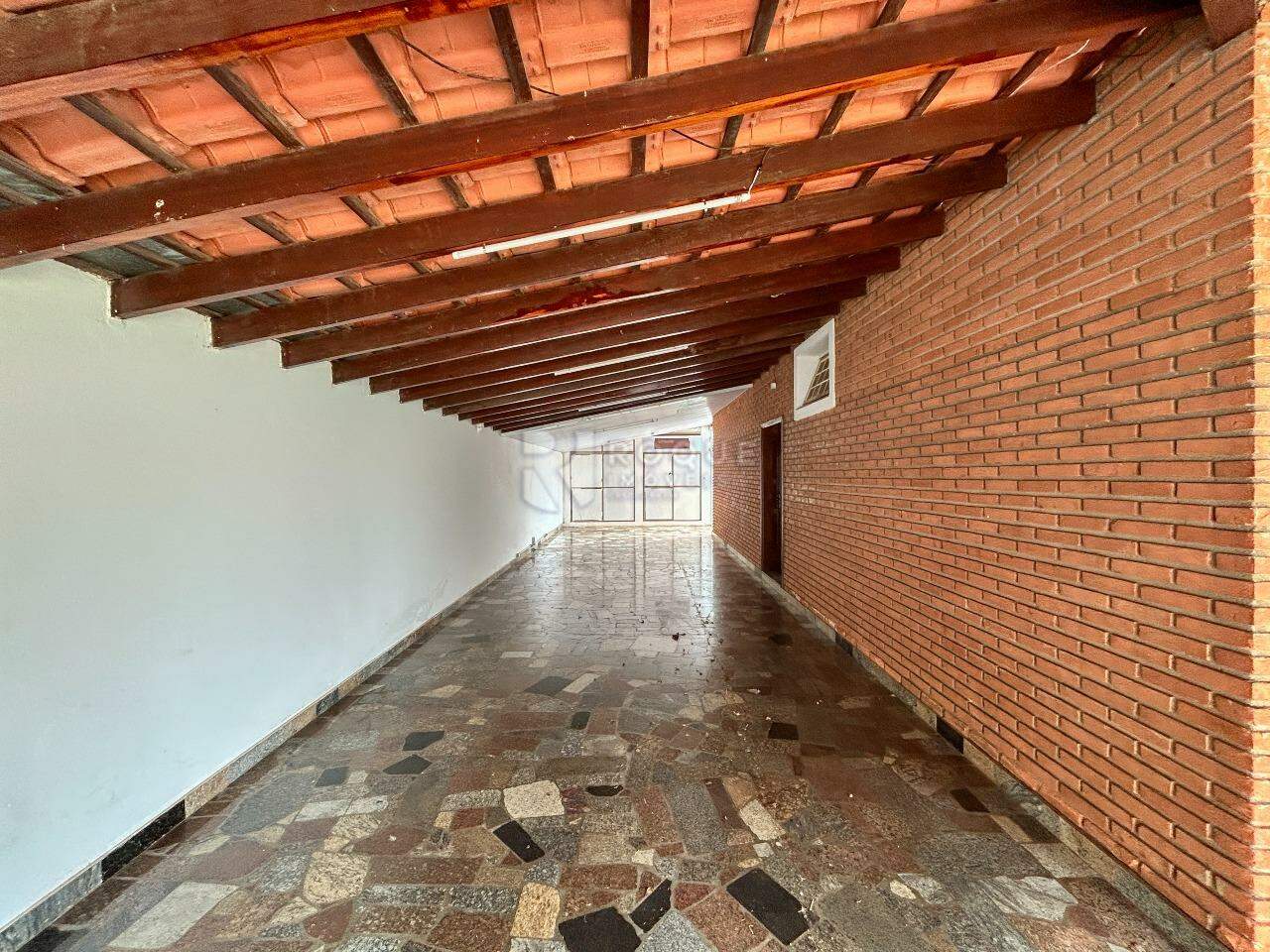 Casa Comercial para aluguel no bairro Jardim Paulista: Varanda