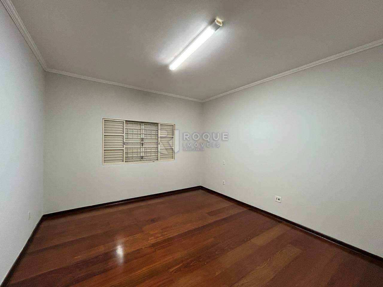 Casa Comercial para aluguel no bairro Jardim Paulista: Dormitório 4