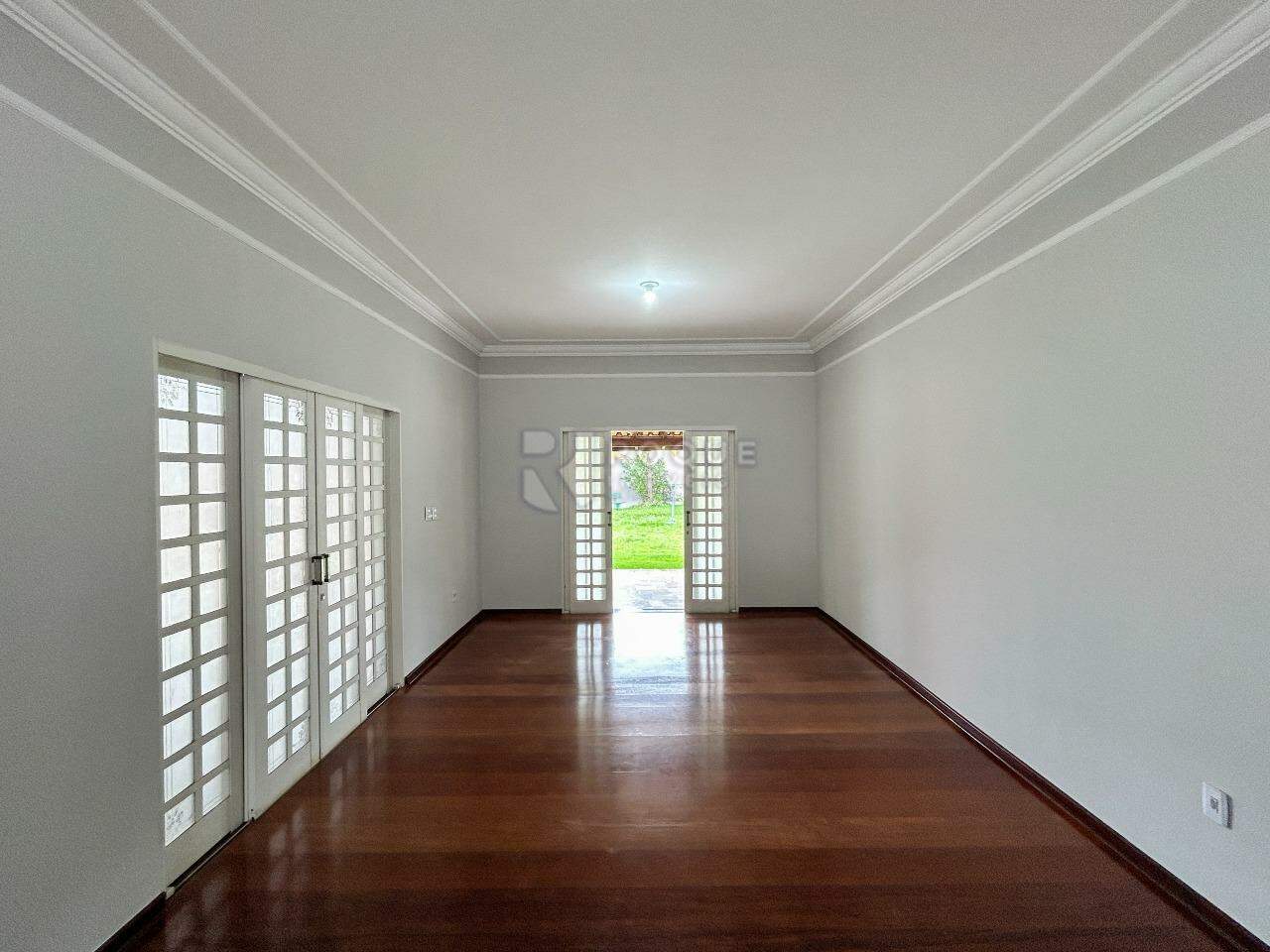 Casa Comercial para aluguel no bairro Jardim Paulista: Sala