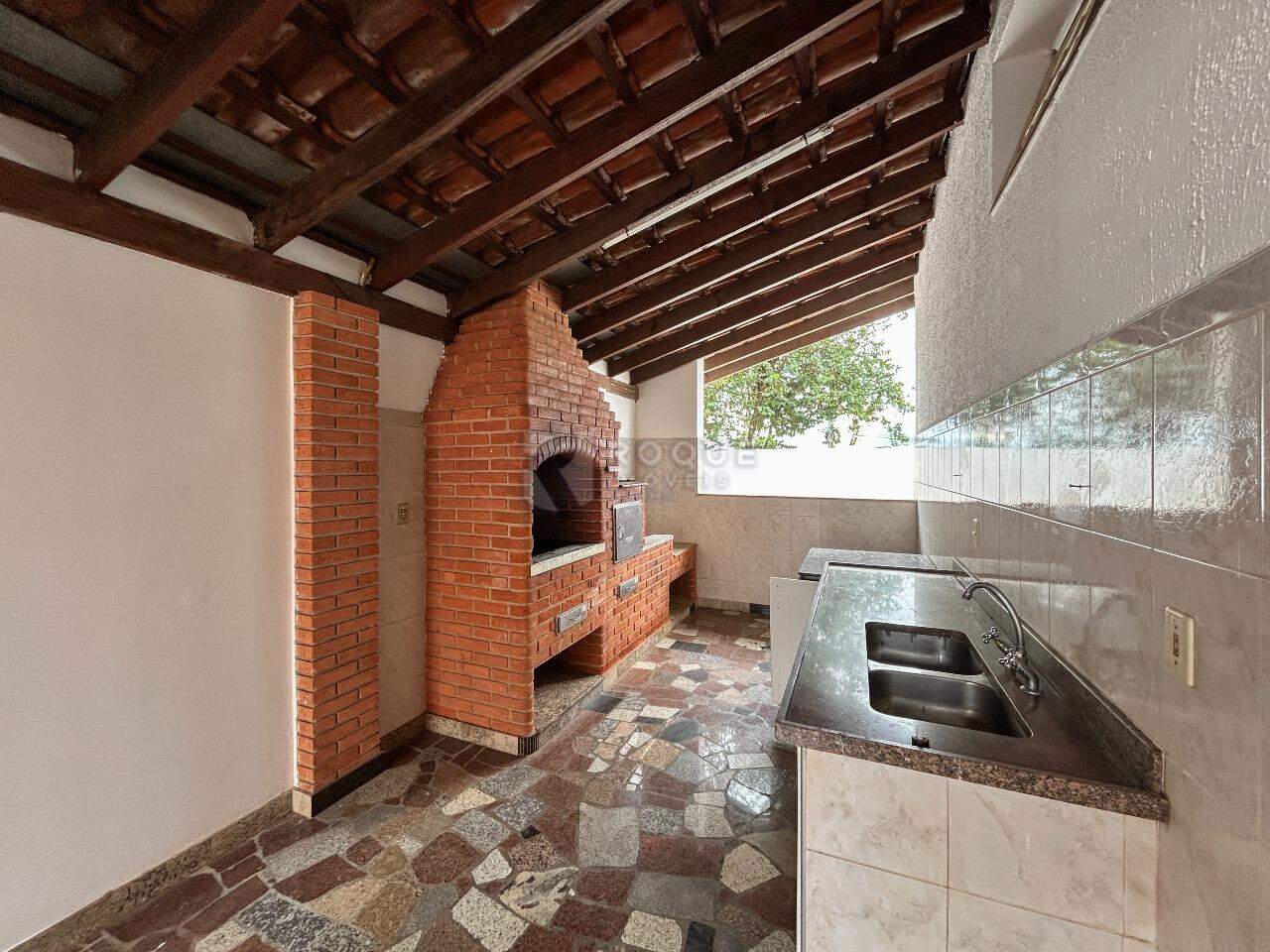 Casa Comercial para aluguel no bairro Jardim Paulista: Churrasqueira
