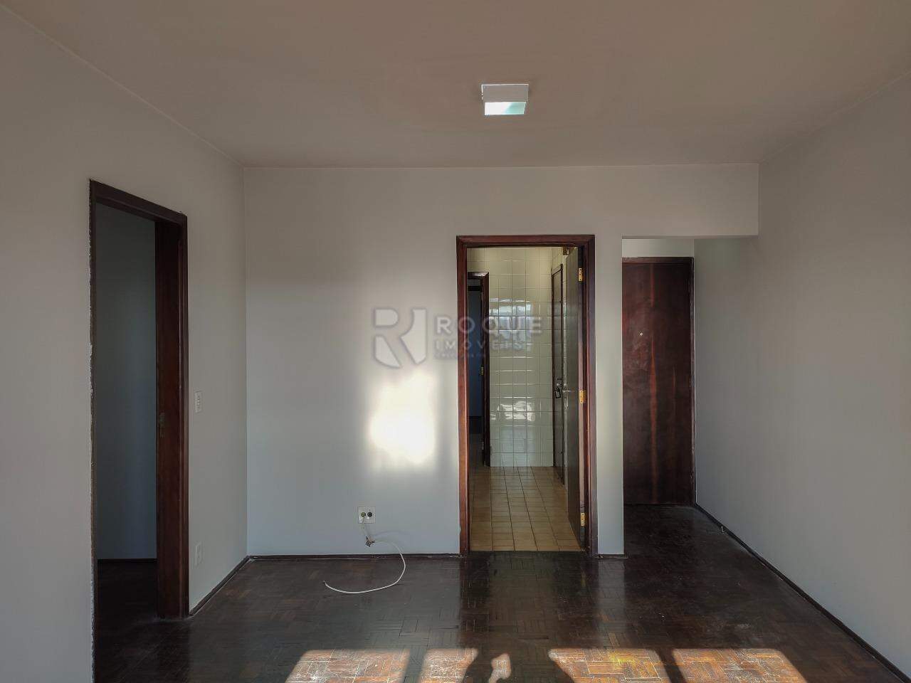 Apartamento para aluguel no bairro Centro: Sala 