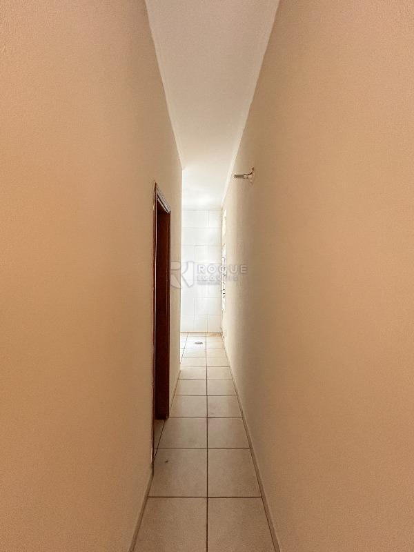 Casa Residencial para aluguel no bairro Centro: Corredor 