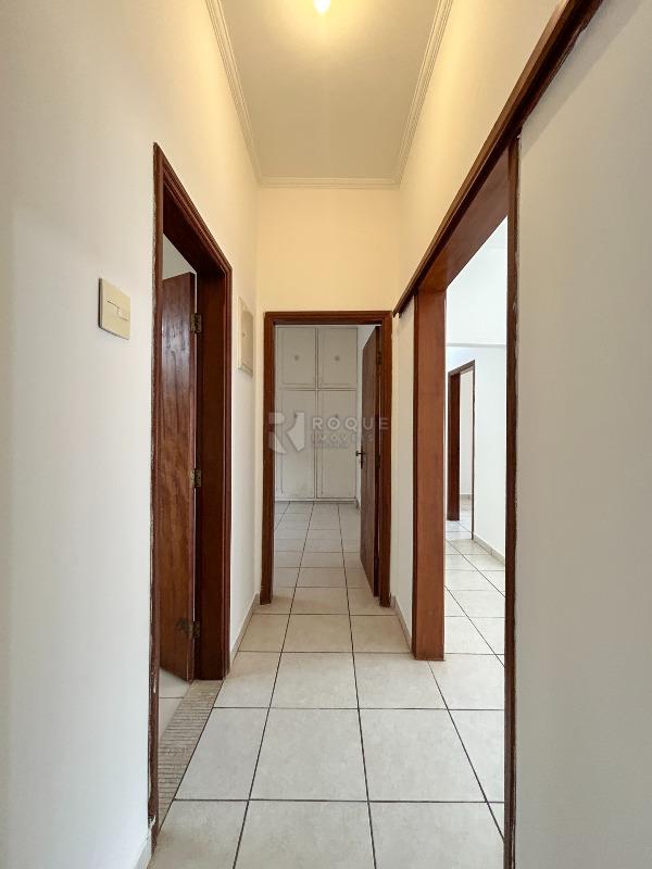 Casa Residencial para aluguel no bairro Centro: Hall 2