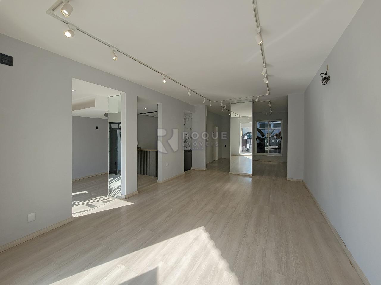 Casa Comercial para aluguel no bairro Centro: Sala 2