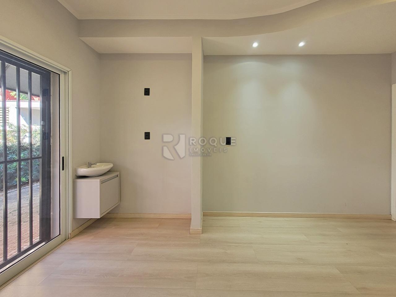 Casa Comercial para aluguel no bairro Centro: Sala 6