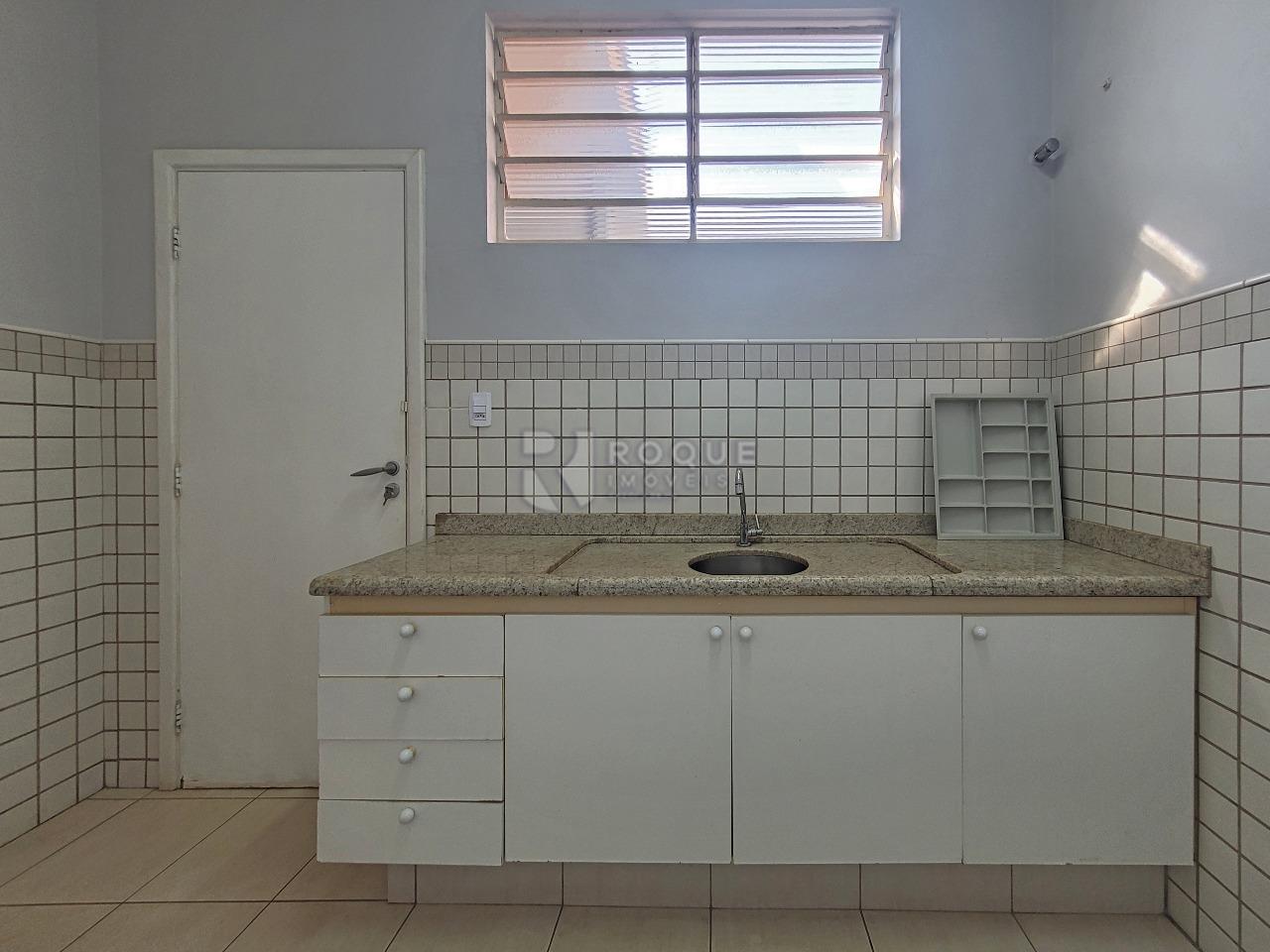 Casa Comercial para aluguel no bairro Centro: Cozinha
