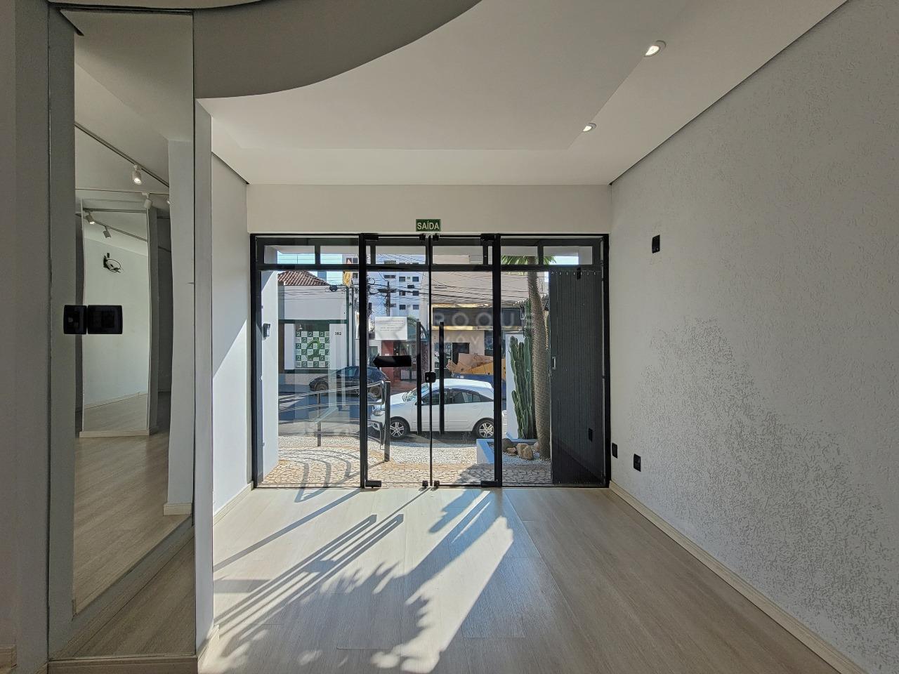 Casa Comercial para aluguel no bairro Centro: Sala 1