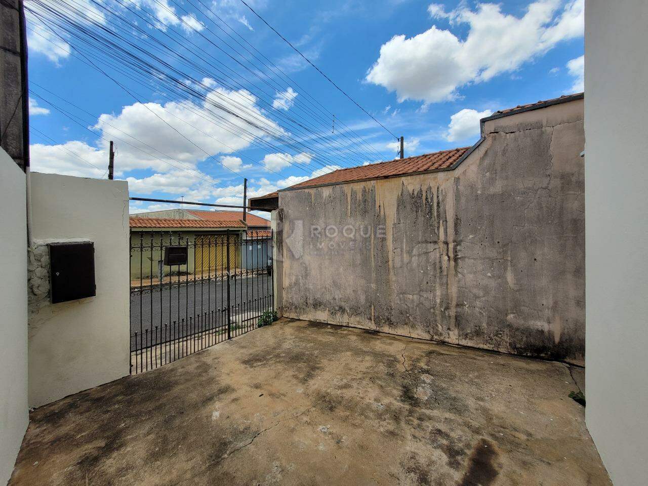Casa Residencial para aluguel no bairro Jardim São Lourenço: Garagem