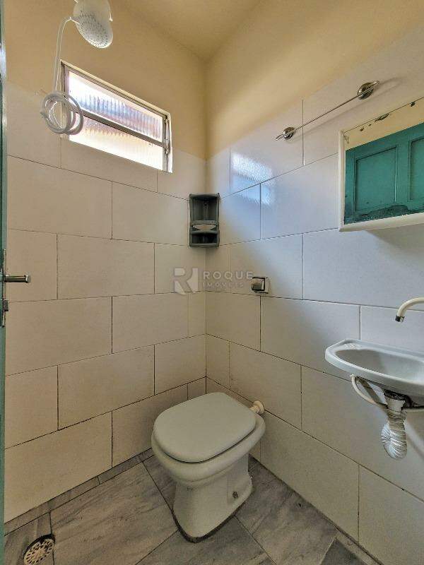 Casa Residencial para aluguel no bairro Jardim São Lourenço: Wc