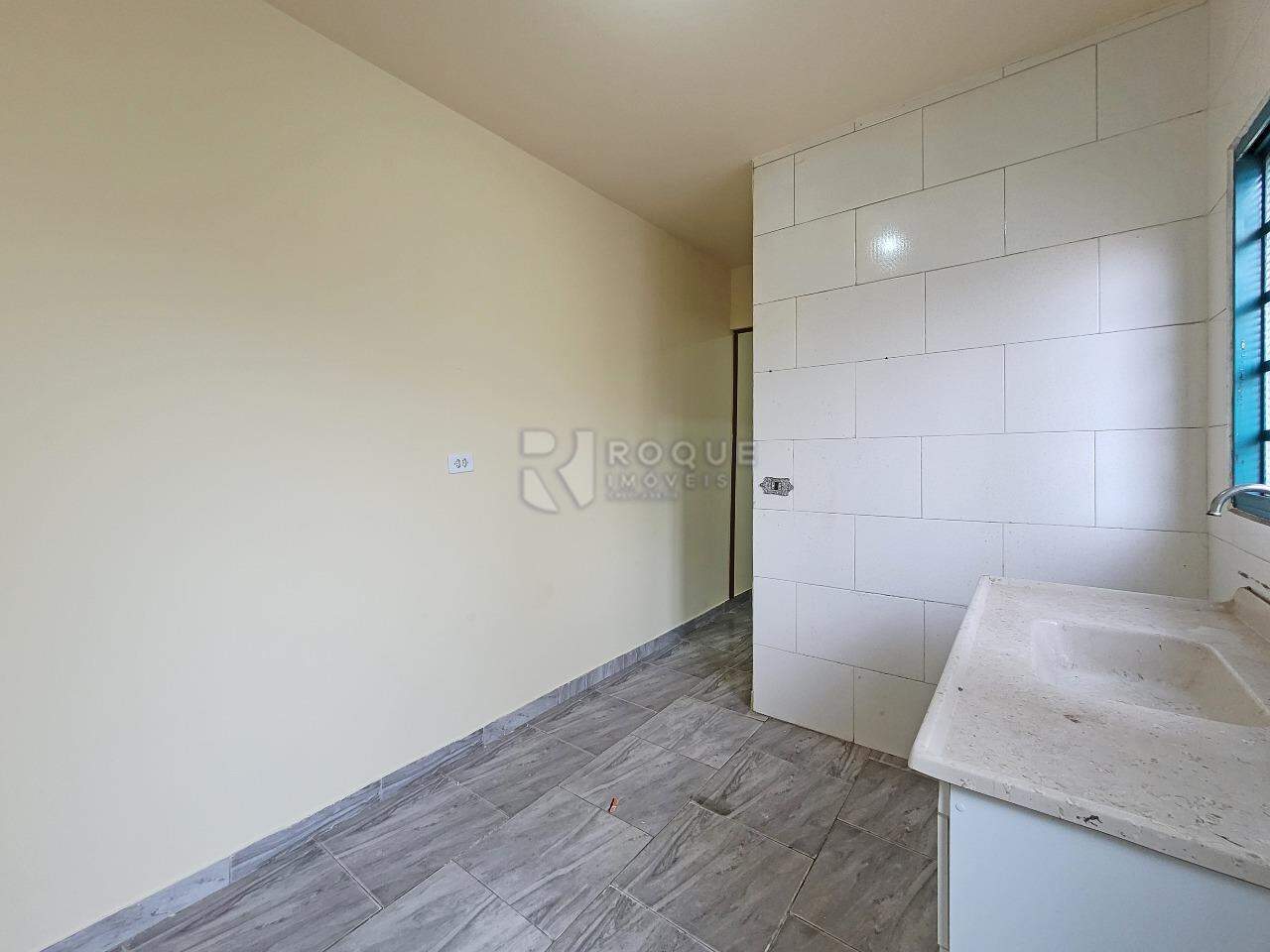Casa Residencial para aluguel no bairro Jardim São Lourenço: Cozinha
