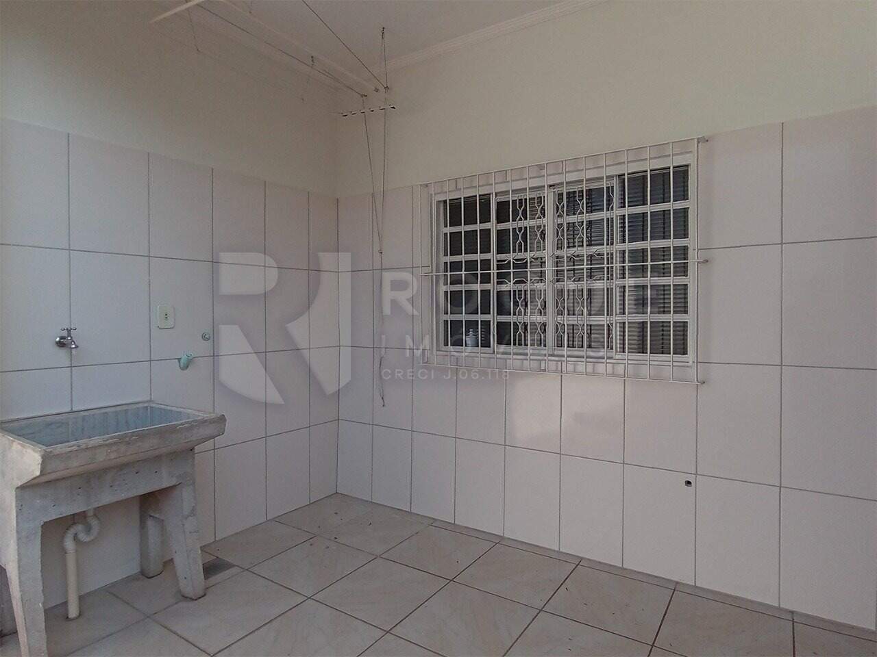 Casa Residencial para aluguel no bairro Jardim Morro Azul: Área de serviço