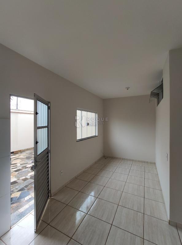 Casa Residencial para aluguel no bairro Jardim Campo Verde I: Sala / cozinha 