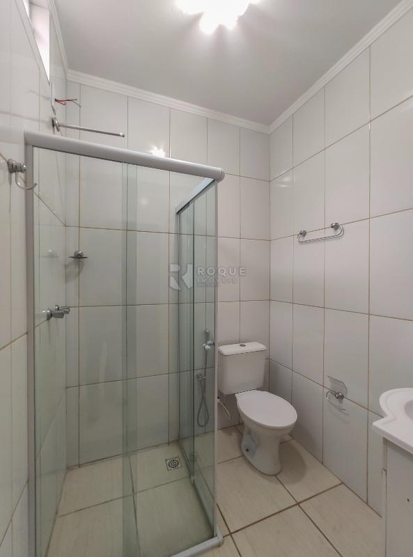 Casa Residencial para aluguel no bairro Jardim Campo Verde I: WC 