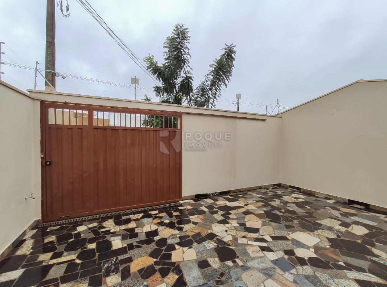 Casa Residencial para aluguel no bairro Jardim Campo Verde I: Frente 