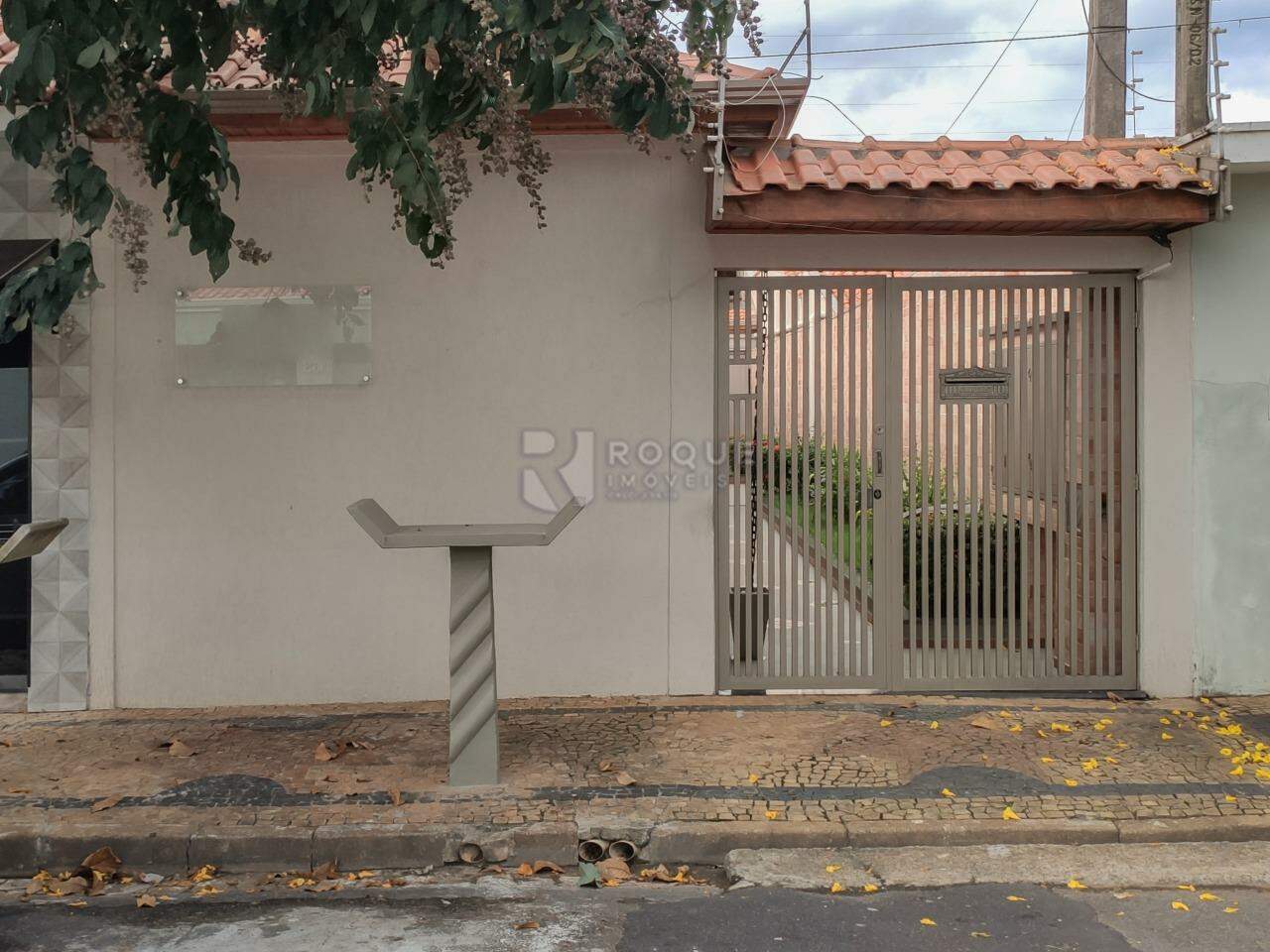 Salas/Conjuntos para aluguel no bairro Vila Esteves: Fachada 